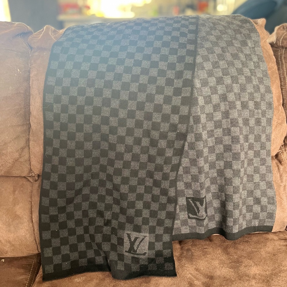 Louis Vuitton Scarf